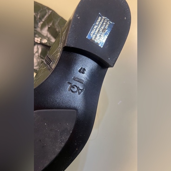 AGL Green Winter Rain Boots with Sleek Design - Picture 5 of 5